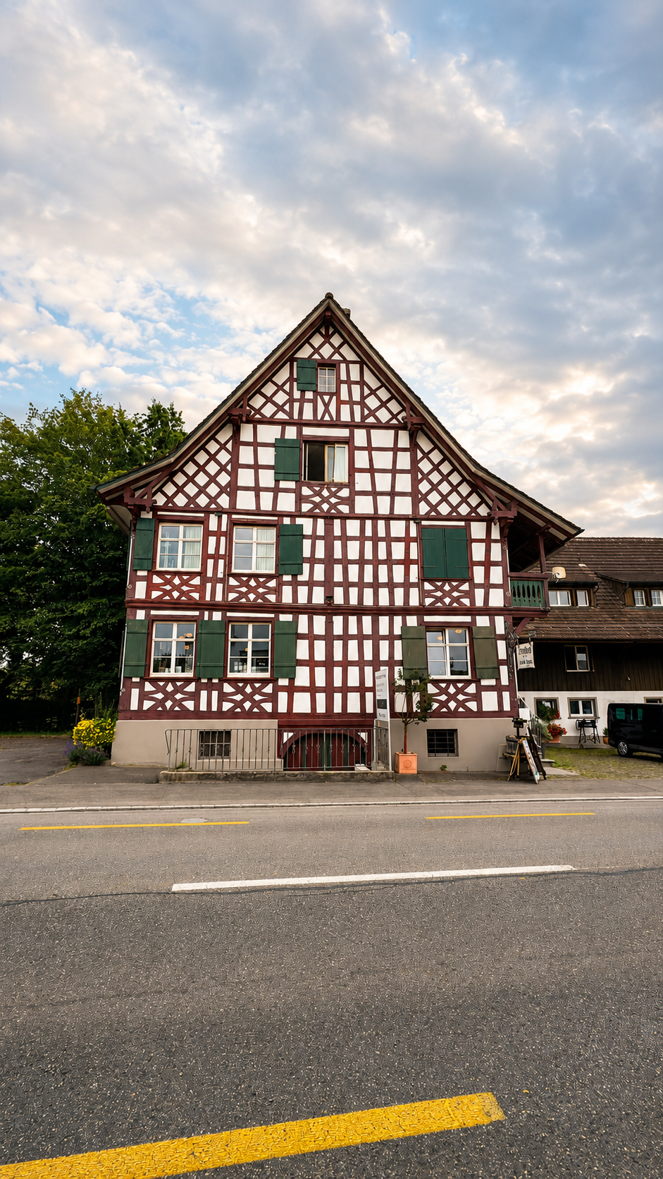 Die rote Fassade des Rotes Haus
